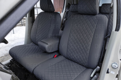 Чехол на подлокотник переднего ряда Toyota Passo (M700), 2016-2023, экокожа черная, 1 шт