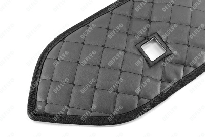 Утеплитель радиатора для Toyota Tank, 2016-2020, с парктроником, экокожа черная 