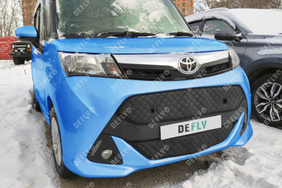 Утеплитель радиатора для Toyota Tank, 2016-2020, с парктроником, экокожа черная 