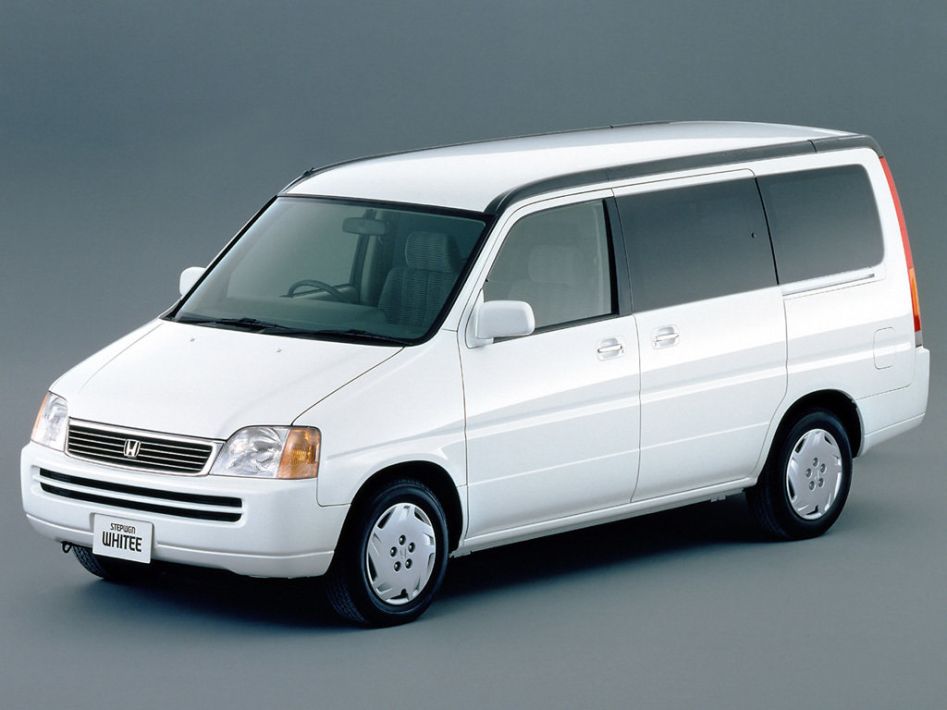 Honda stepwgn 1 поколение. Honda stepwgn 2000. Honda stepwgn 2001. Honda stepwgn 2022. Хонда степвагон 1996.