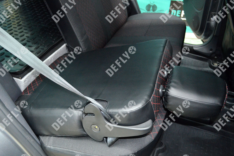 Чехлы на сиденья Renault Duster (HS), 2015-2021, Expression, Privilege, экокожа черная/жаккард красный ромб