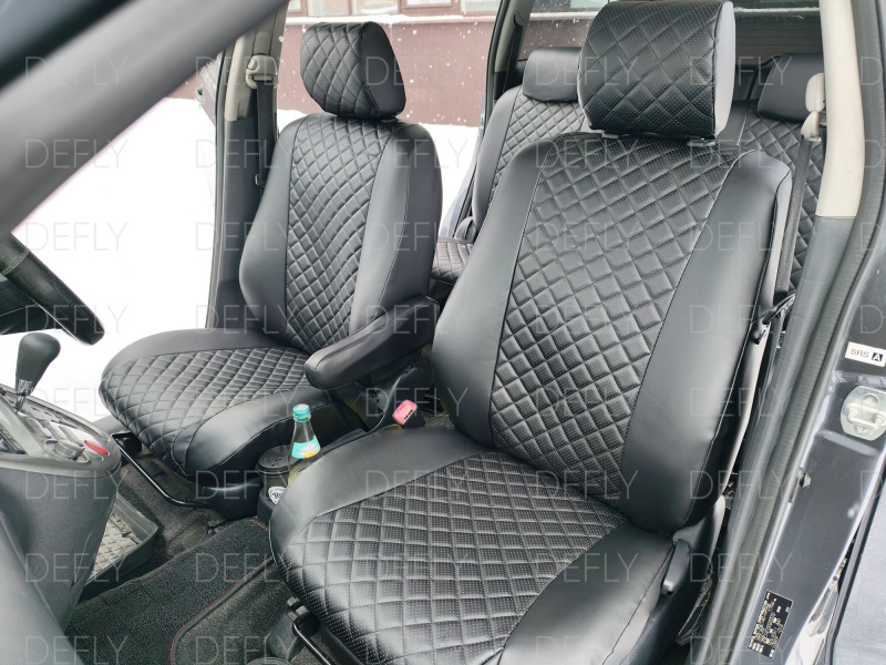 Чехлы на сиденья Toyota Wish (XE10), 2003-2009, 7 мест, экокожа черная/ромб перфорация