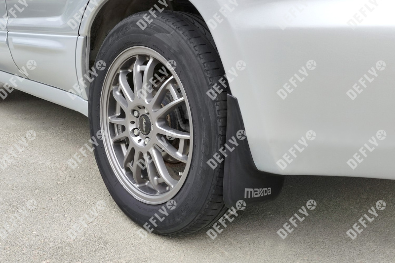 Брызговики универсальные Mazda черные