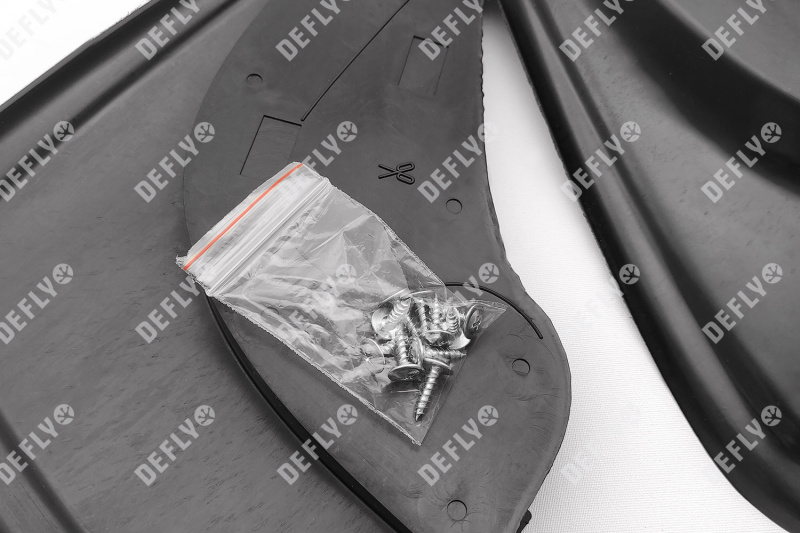 Брызговики универсальные черные, комплект