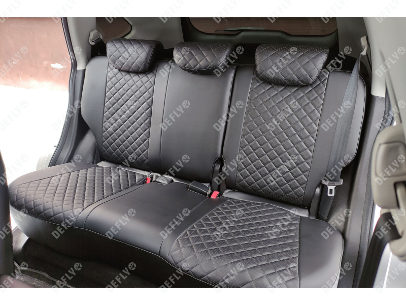 Чехлы на сиденья Haval M6, 2021-н.в., экокожа черная/ромб перфорация