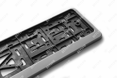 Рамка для номера автомобиля с защелкой, пластиковая, серая 