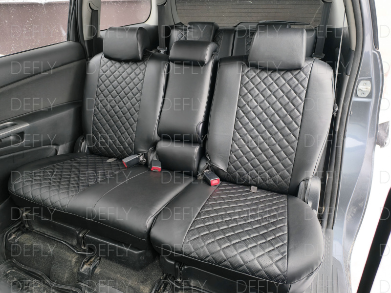 Чехлы на сиденья Toyota Wish (XE10), 2003-2009, 7 мест, экокожа черная/ромб перфорация