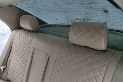 Чехлы на сиденья Toyota Corolla (E120), 2000-2006, седан, правый руль, экокожа бежевая/ромб перфорация 