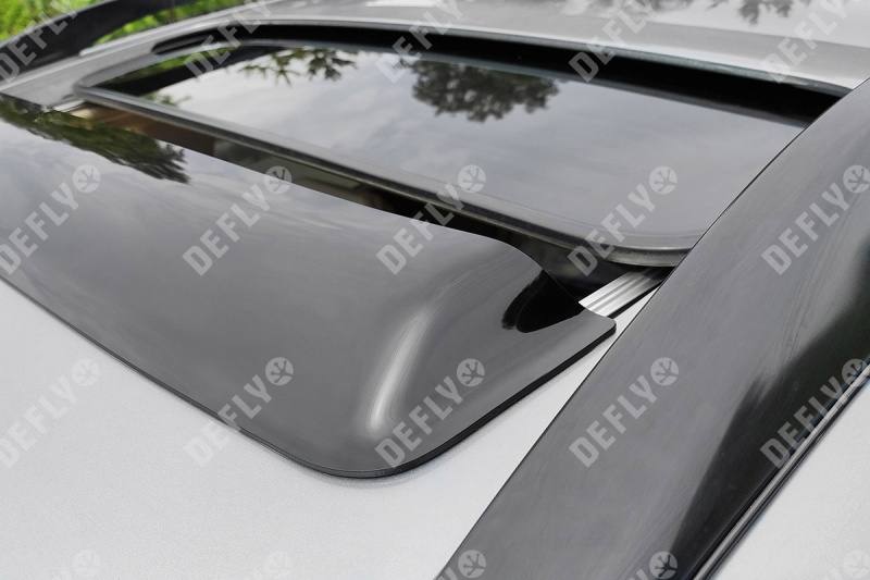 Дефлектор люка Small