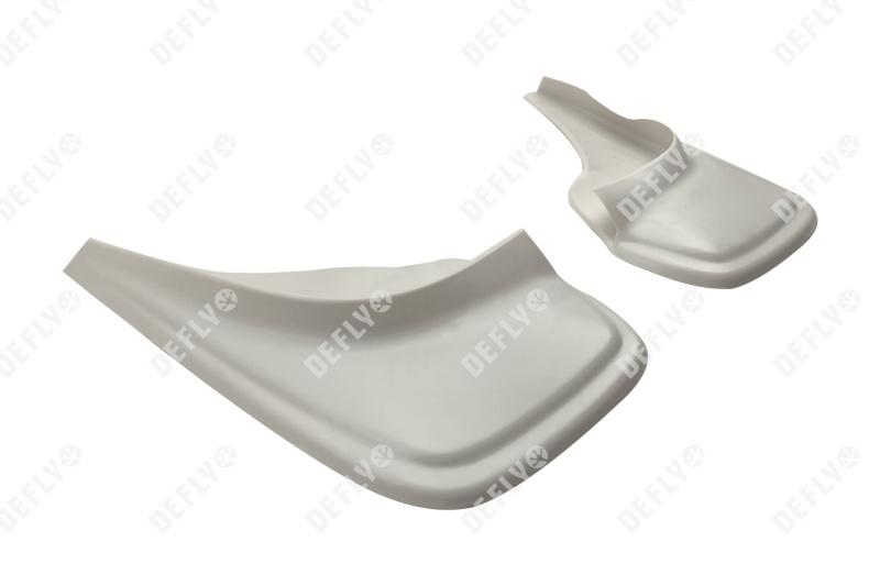 Брызговики универсальные белые