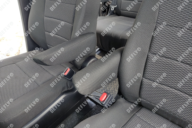 Чехлы на сиденья Toyota Noah/Voxy/Esquire (R80), 2014-2021, 4 места, капитанские кресла, жаккард
